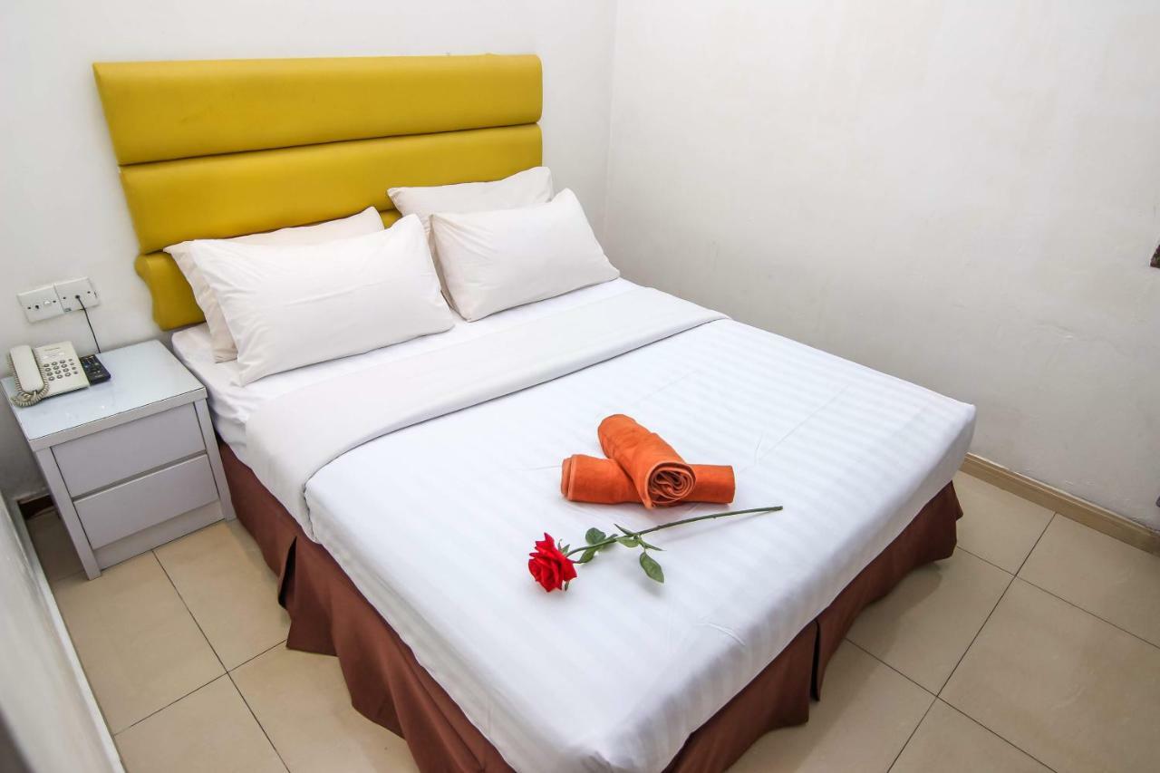 Rose Cottage Hotel Taman Impian Senai Johor Bahru Kültér fotó